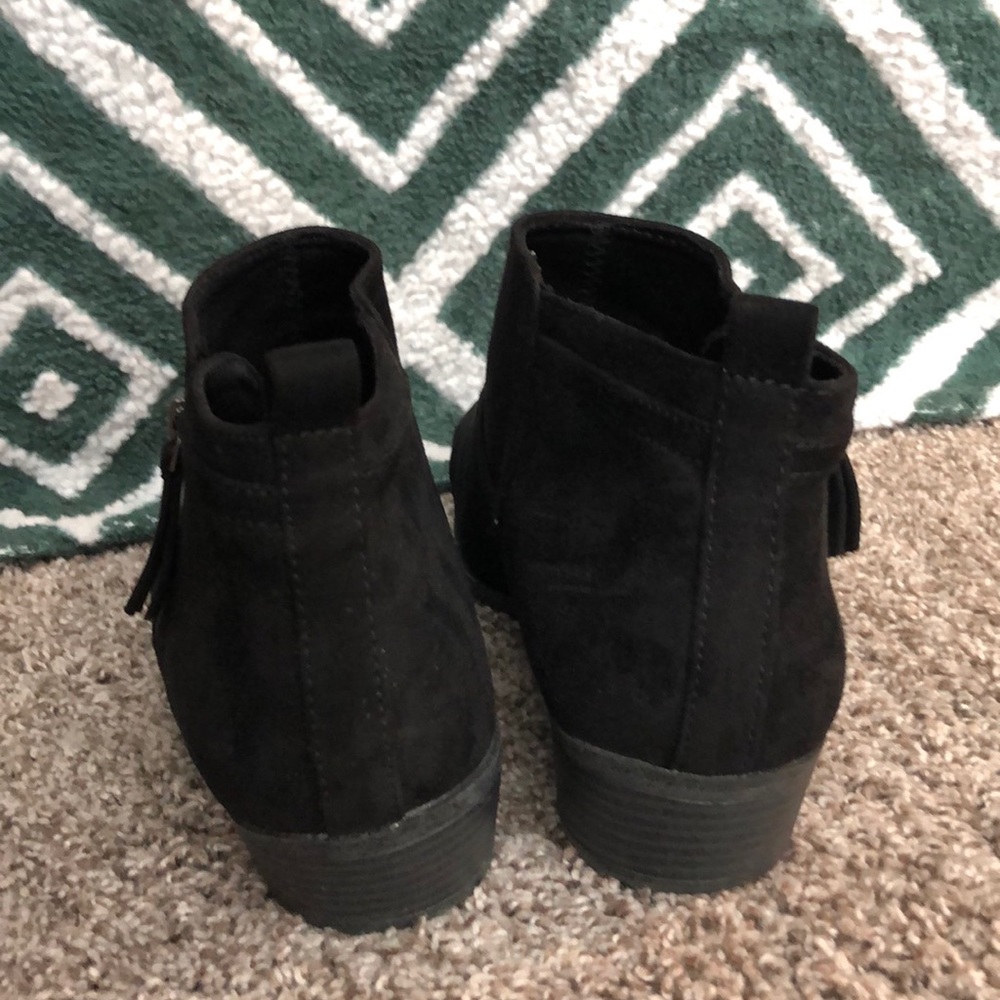 Arizona Black Booties - Picture 3 of 6
